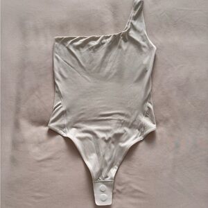 NWOT Lululemon One Shoulder Cream(bone) Bodysuit